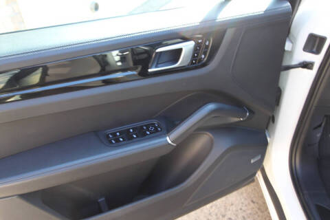 2021 Porsche Cayenne GTS