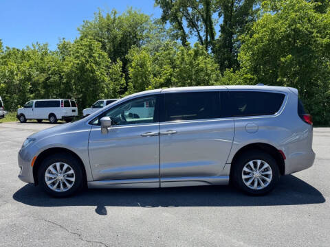 2018 Chrysler Pacifica Touring Plus