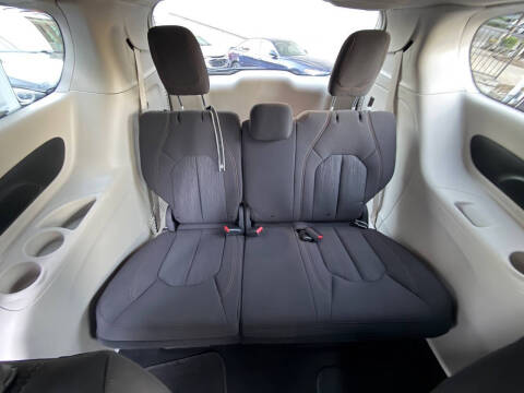 2018 Chrysler Pacifica LX