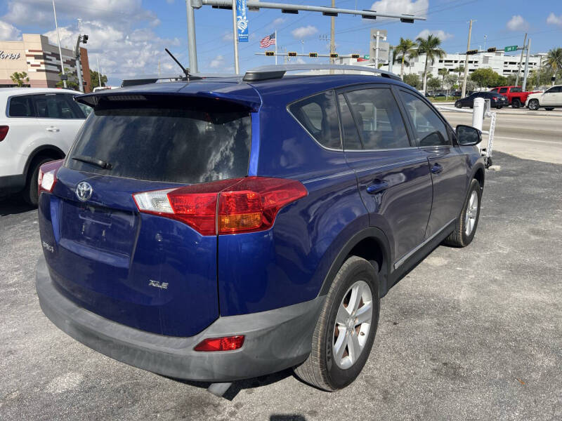 2014 Toyota RAV4 XLE