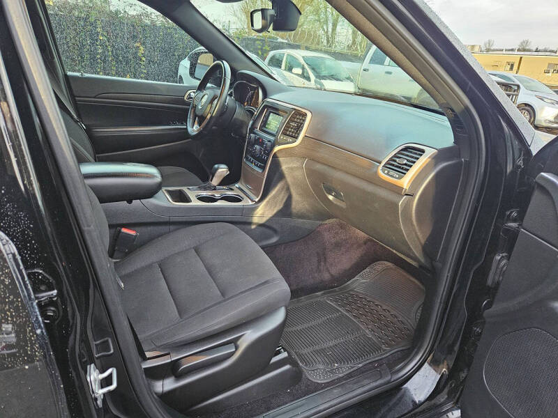 2017 Jeep Grand Cherokee Laredo