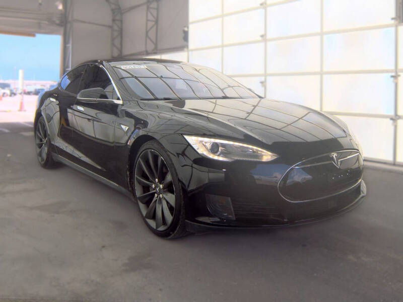2015 Tesla Model S 70D