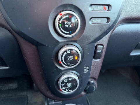 2012 Mitsubishi i-MiEV ES