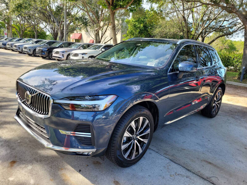 2023 Volvo XC60 B5 Plus Bright Theme