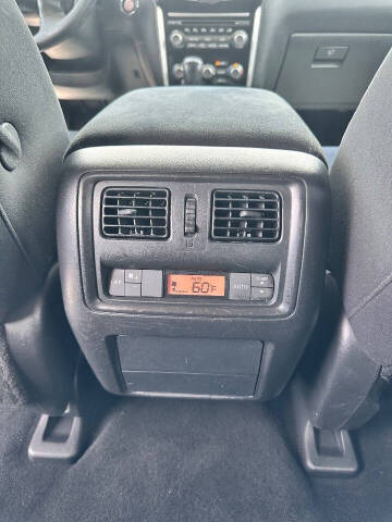 2013 Nissan Pathfinder SV