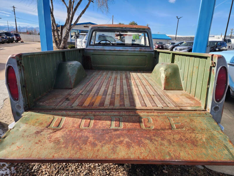 1969 Dodge D100 Pickup