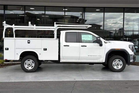 2025 GMC Sierra 2500HD Pro