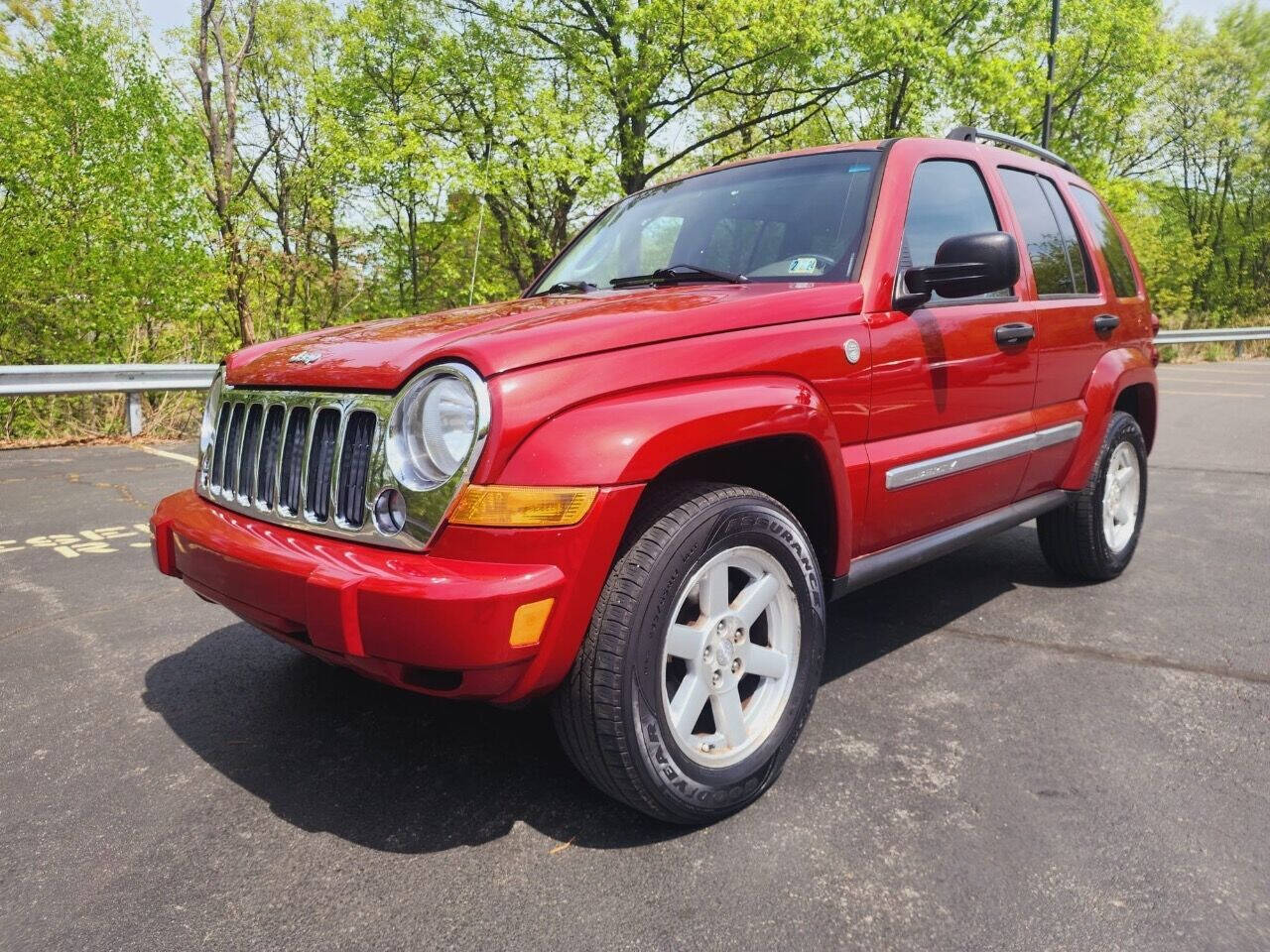 2005 Jeep Liberty for sale at Commonwealth Motors LLC in Moosic, PA