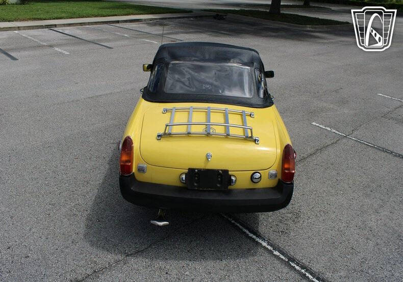 1975 MG B