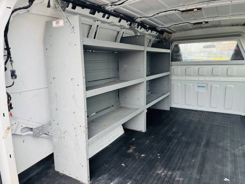 2019 Chevrolet Express 2500