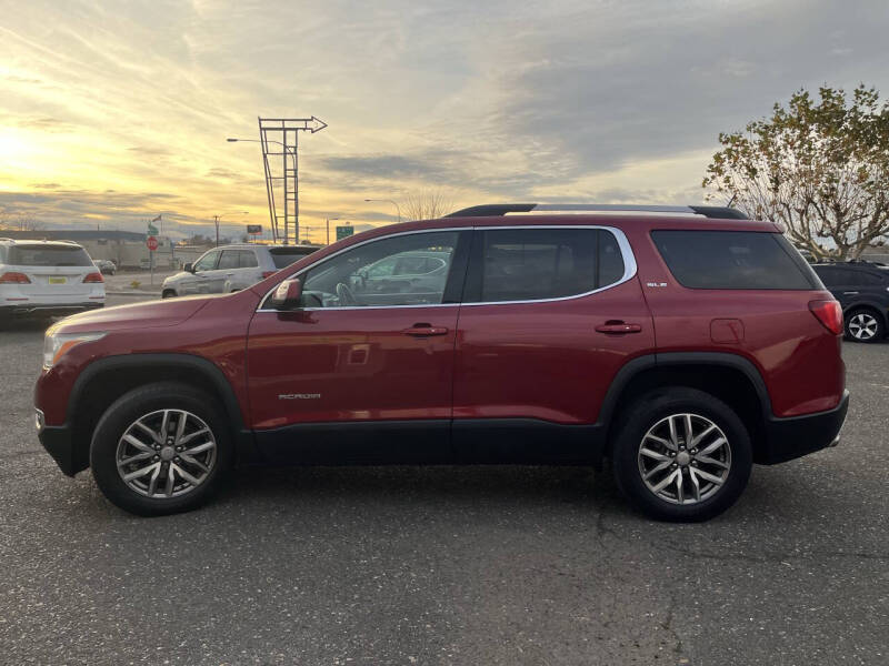 2019 GMC Acadia SLE-2
