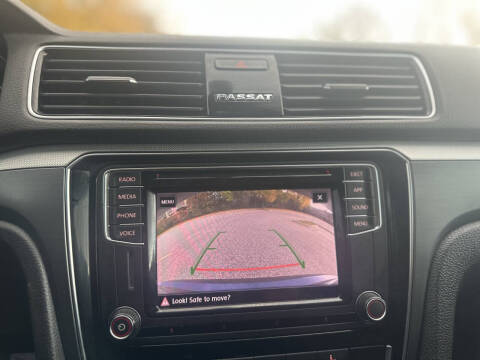 2018 Volkswagen Passat 2.0T S