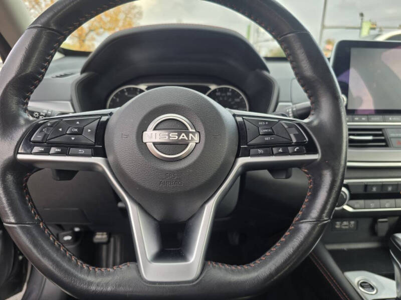 2024 Nissan Altima 2.5 SR