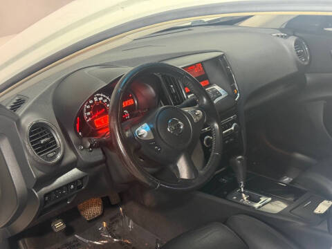 2010 Nissan Maxima