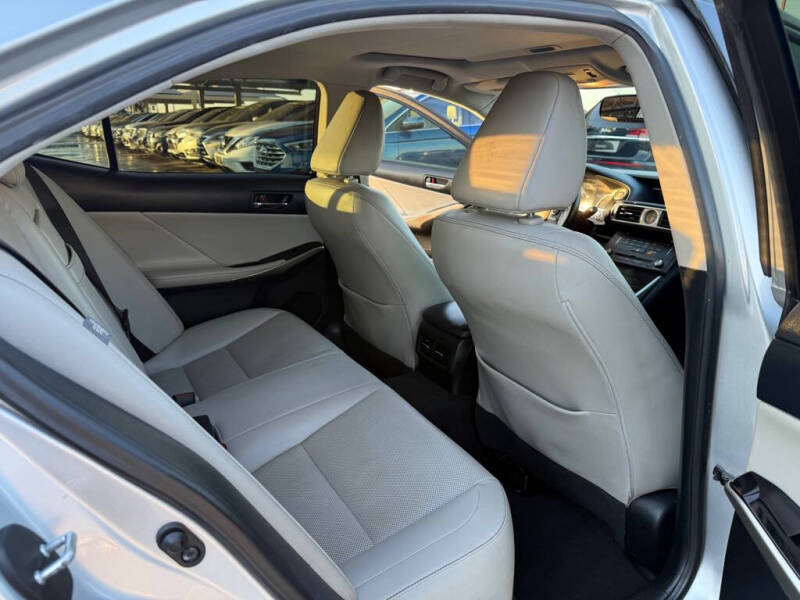 2015 Lexus IS 250