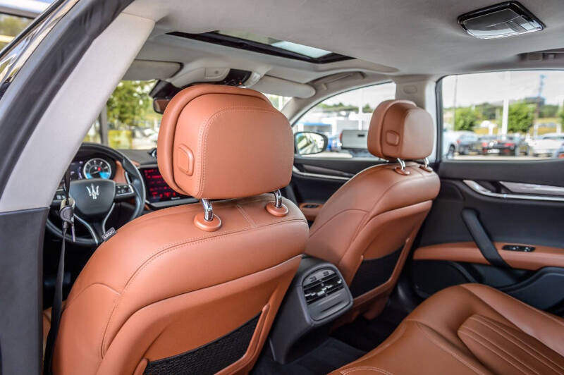 2021 Maserati Ghibli S