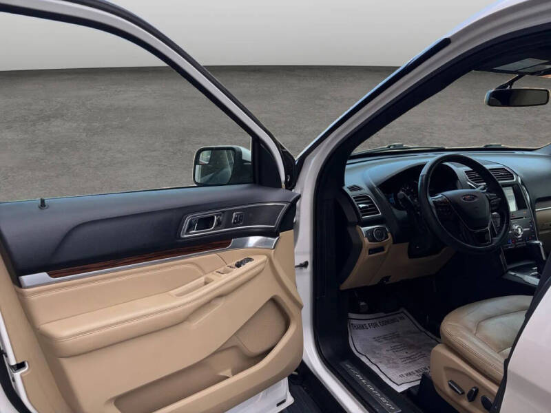 2017 Ford Explorer Limited