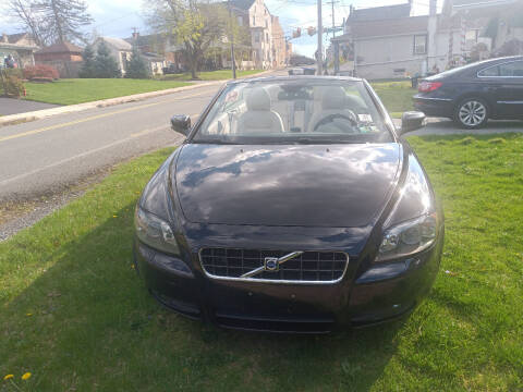 2008 Volvo C70 for sale at BRAUNS AUTO SALES in Pottstown PA
