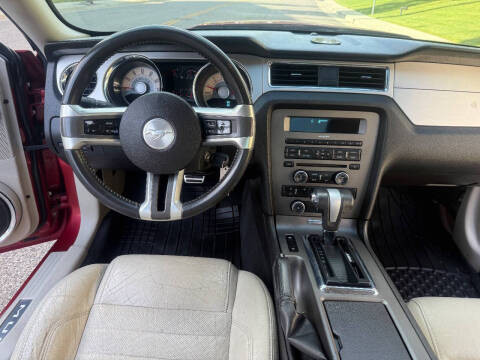 2010 Ford Mustang V6