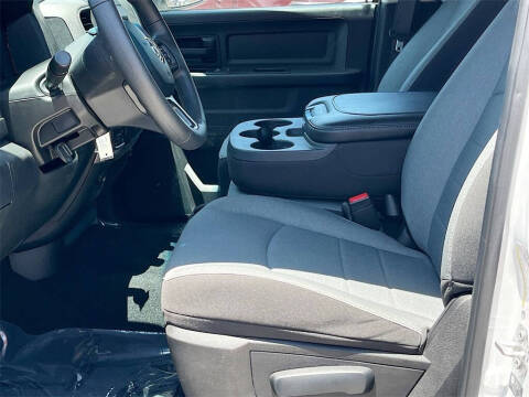 2024 RAM 1500 Classic Tradesman