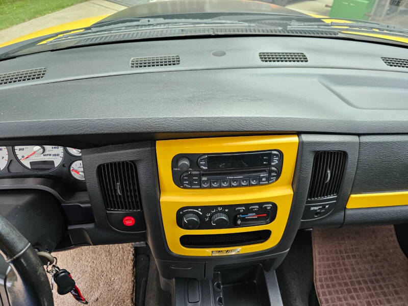 2005 Dodge Ram 1500 SRT-10