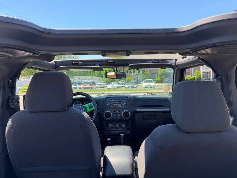 2016 Jeep Wrangler Willys Wheeler