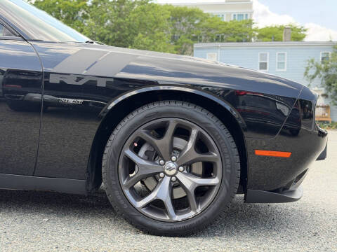 2018 Dodge Challenger R/T Plus