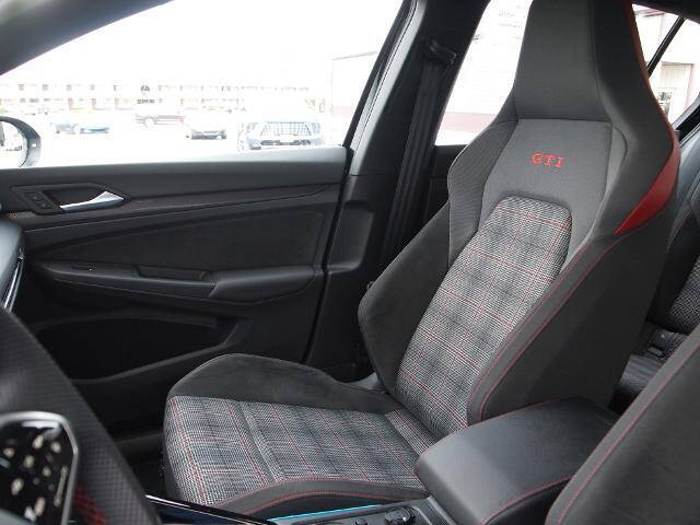 2024 Volkswagen Golf GTI S