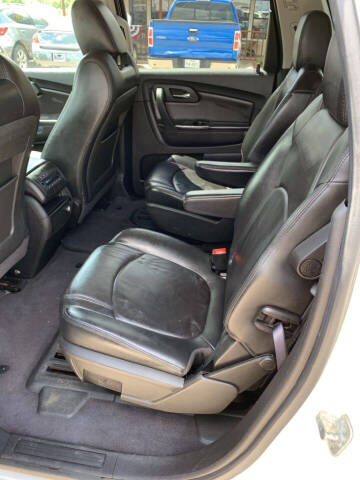 2011 Chevrolet Traverse LT