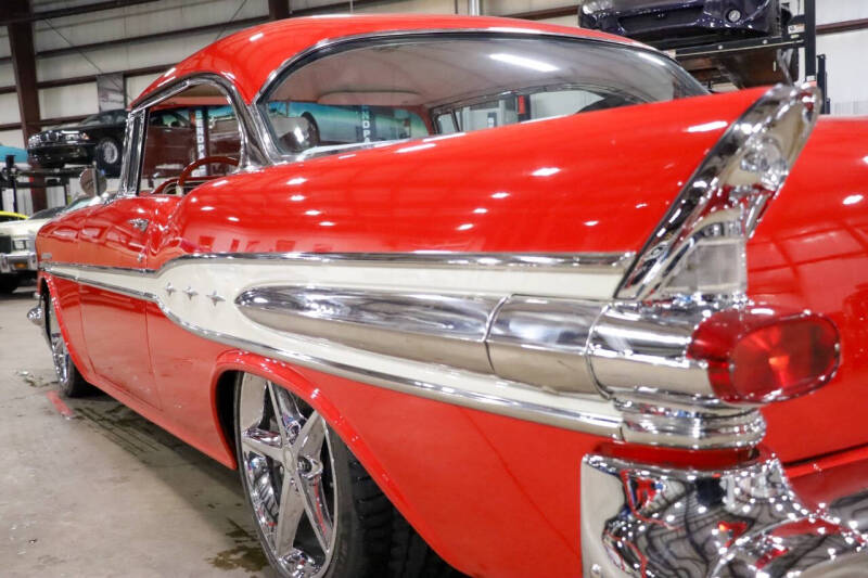 1957 Pontiac Star Chief