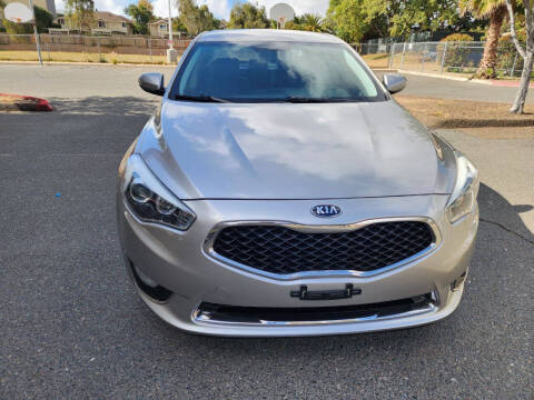 2014 Kia Cadenza Premium
