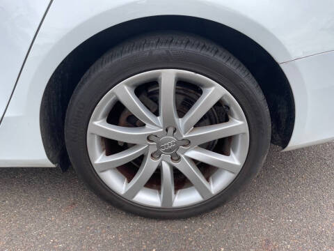 2013 Audi A4 2.0T quattro Premium Plus