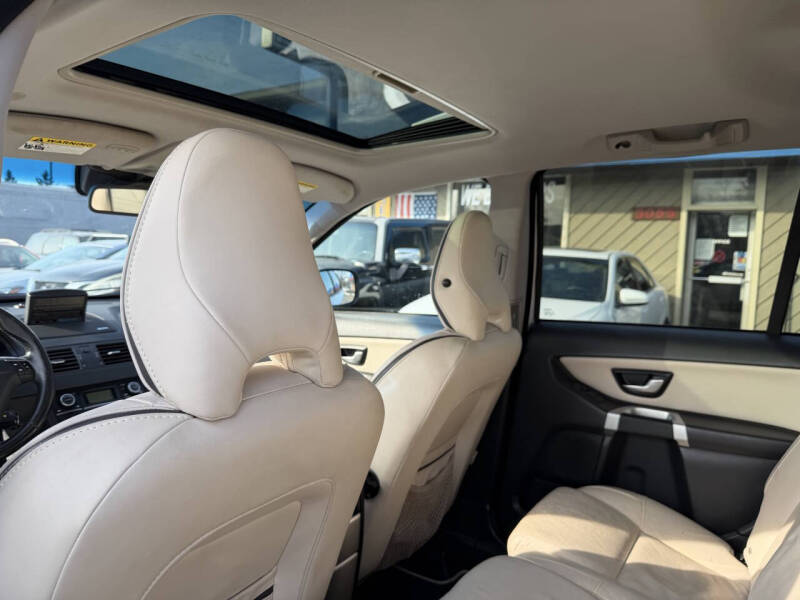 2011 Volvo XC90 3.2 R-Design