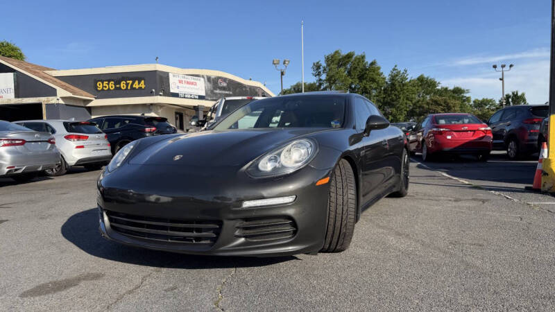 2016 Porsche Panamera