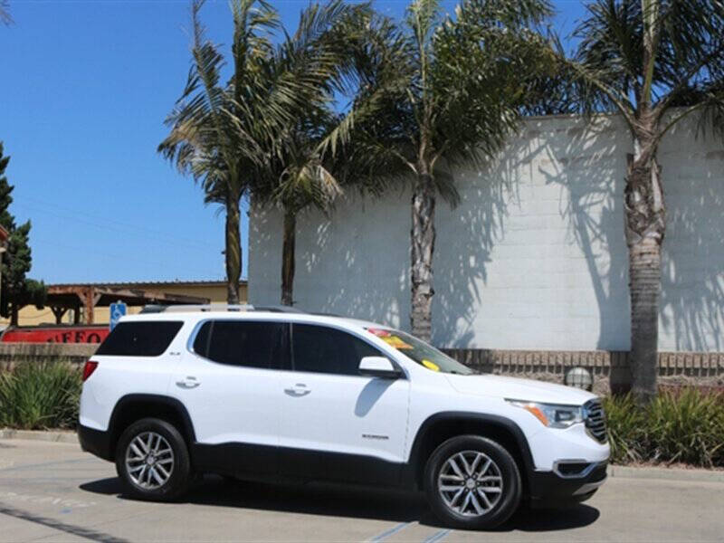 2017 GMC Acadia SLE-2