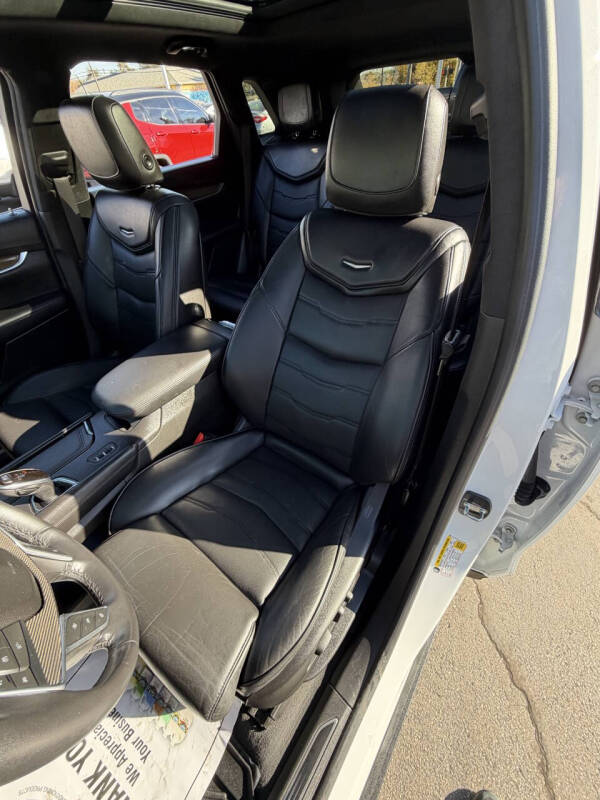 2017 Cadillac XT5 Platinum