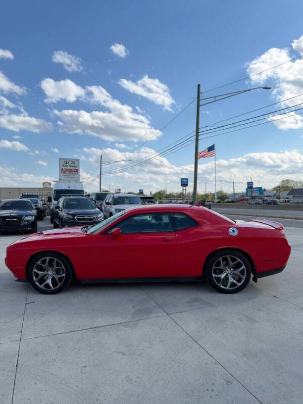 2015 Dodge Challenger SXT Plus