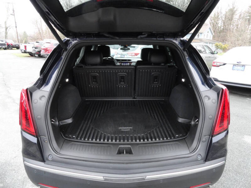 2022 Cadillac XT5 Luxury