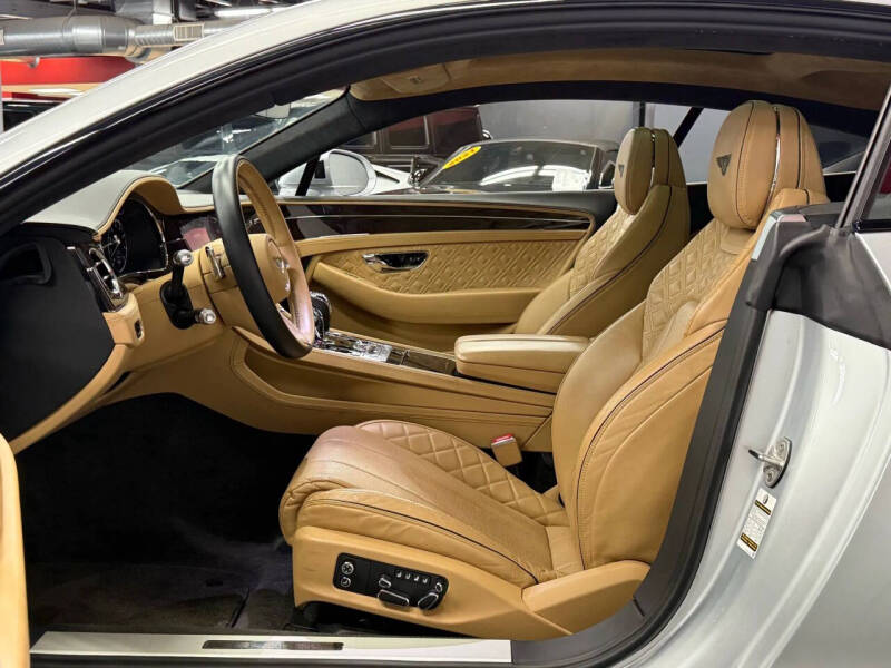 2022 Bentley Continental GT V8