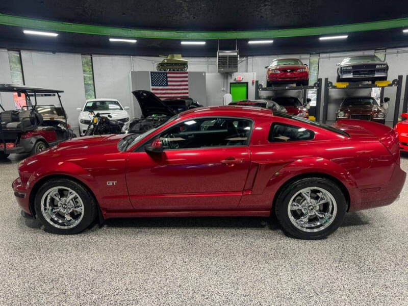 2007 Ford Mustang GT Deluxe