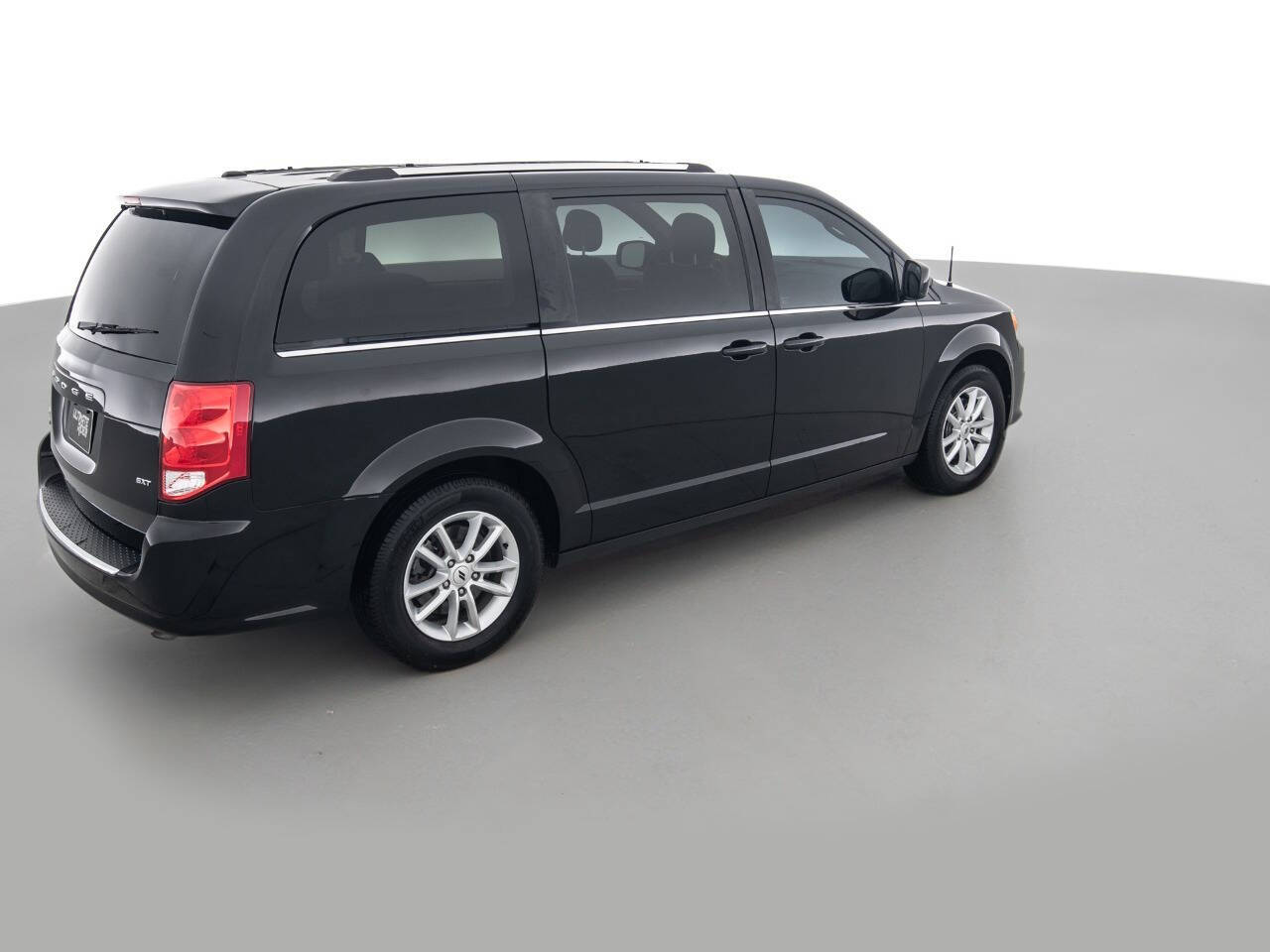 Used Car 2020 Dodge Grand Caravan  Sxt 4dr Mini Van For Sale Under $12,000 In Coal City, Illinois