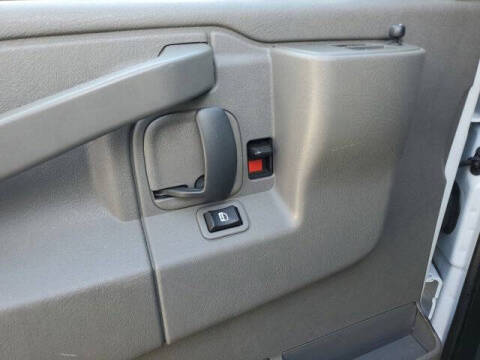 2023 Chevrolet Express 2500