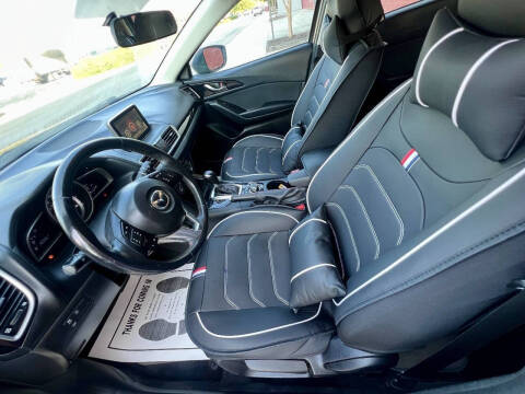 2015 Mazda MAZDA3 i Touring