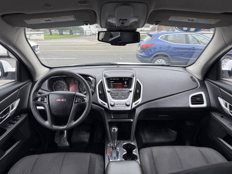 2017 GMC Terrain SLE-1