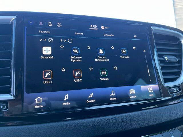 2022 Chrysler Pacifica Touring L