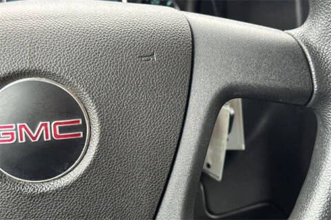 2023 GMC Savana 2500