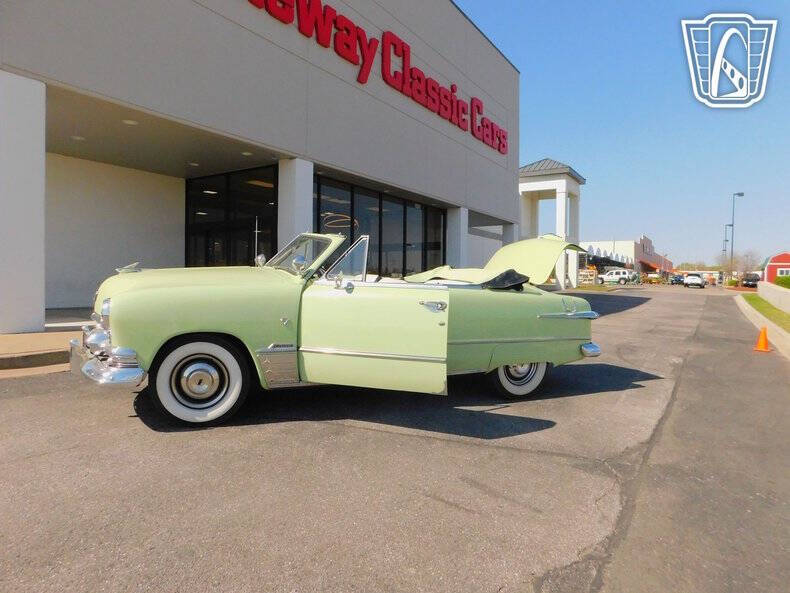 1951 Ford Custom
