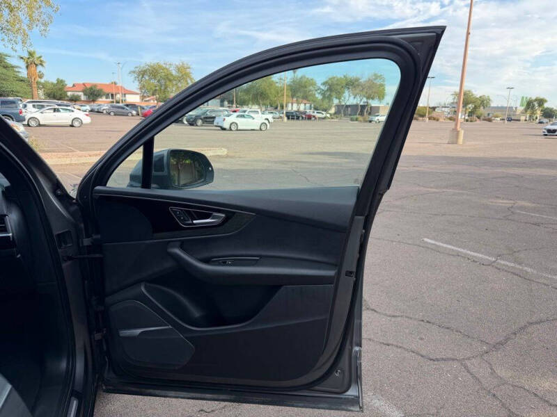 2017 Audi Q7 2.0T quattro Premium Plus