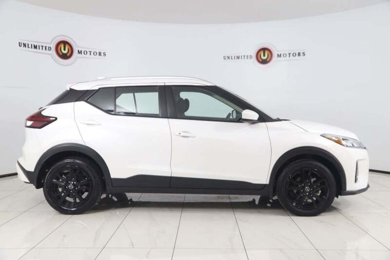 2023 Nissan Kicks SV