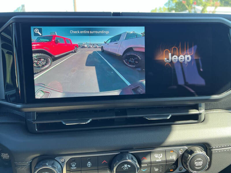 2025 Jeep Gladiator High Tide